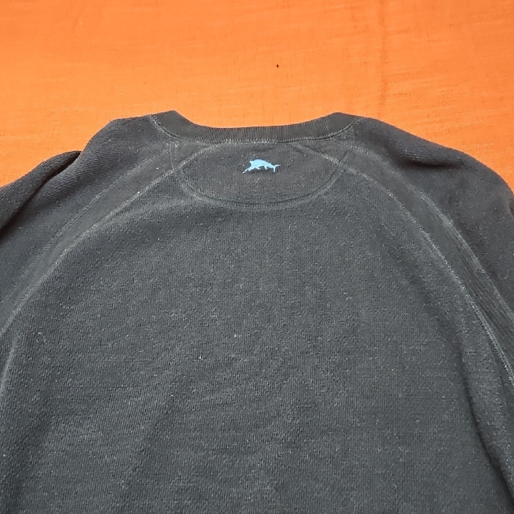 2/$25 Tommy Bahama Men's V-Neck Sweater in Black - Picture 4 of 8